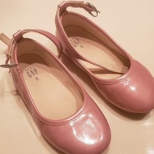 Baby girl pink shoes